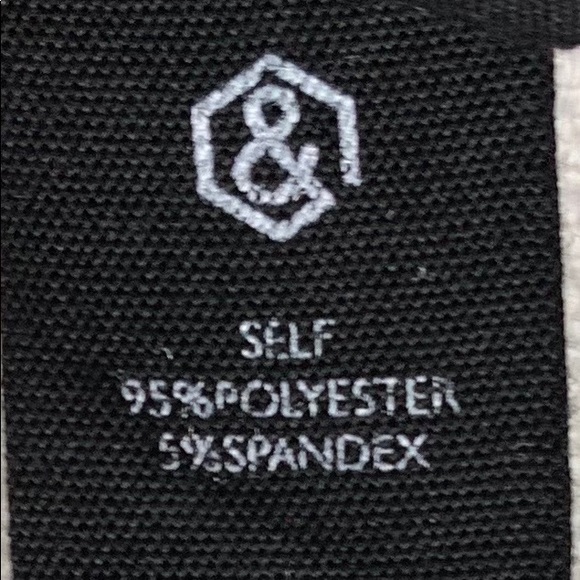 A&D Mock Neck Swing Tank Velvet Red - Picture 6 of 7